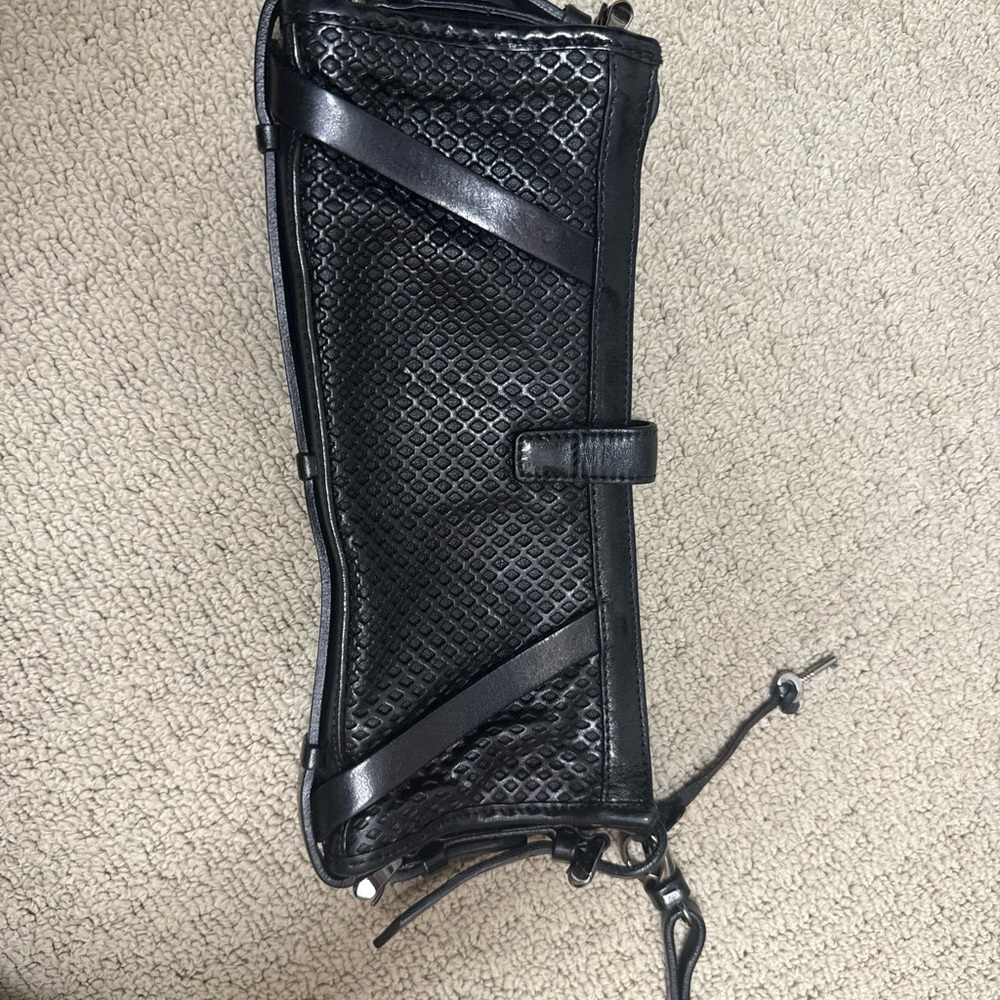 Burberry Black Textured Leather Clutch - Picture 4 of 4